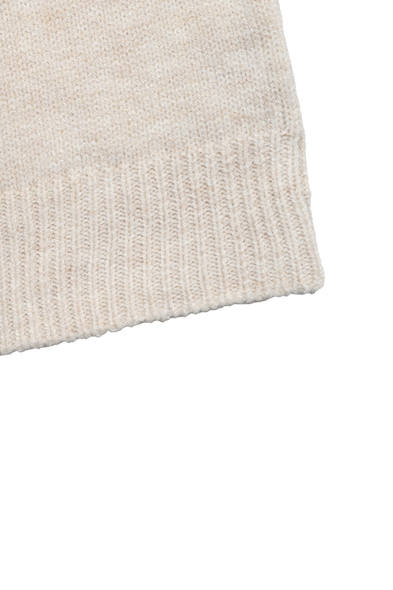 Geometric pattern knitted sweater