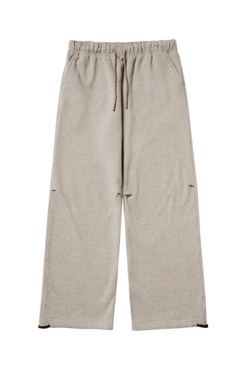 Straight-leg fleece-lined sweatpants.