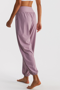 Women's Sports High Waist Lightweight Cuffed Sweatpants