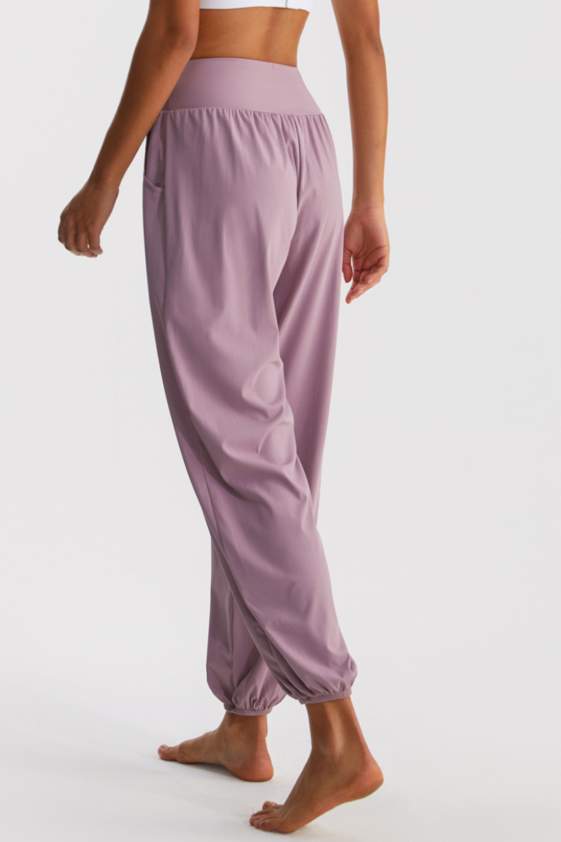 Women's Sports High Waist Lightweight Cuffed Sweatpants