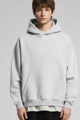 Insulated and thick-cuffed hoodie