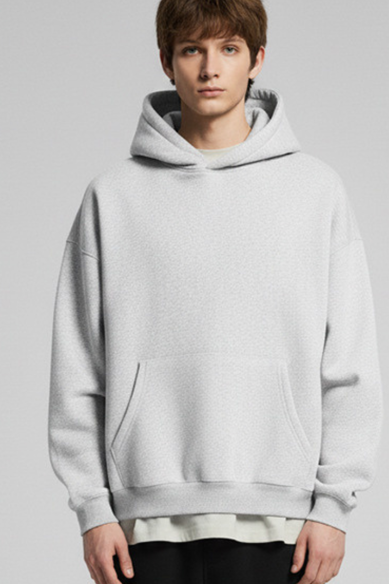 Insulated and thick-cuffed hoodie