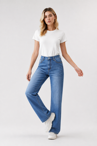 Women's Classic Blue Wash Relaxed High Waist Leg Jeans