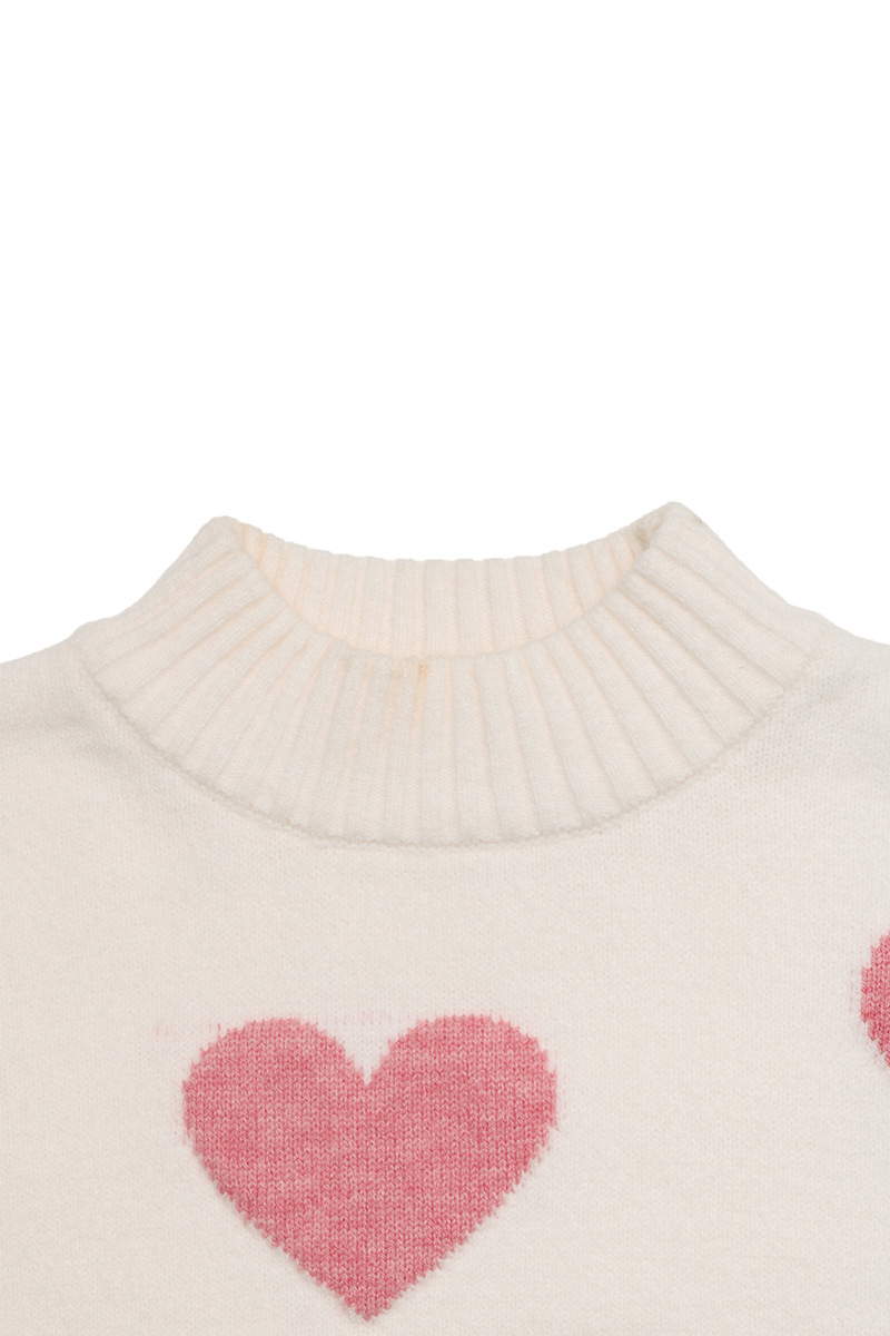 Heart-shaped pattern, semi-high collar, knitted sweater