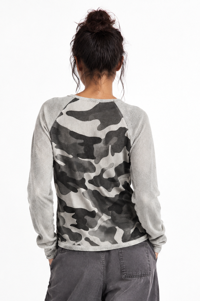 Women's Fall Camo Waffle Breathable Long Sleeve Top