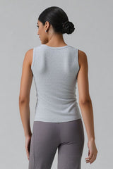 Women's stylish form-fitting sleeveless tank top