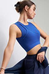 Integrated training wearable bar