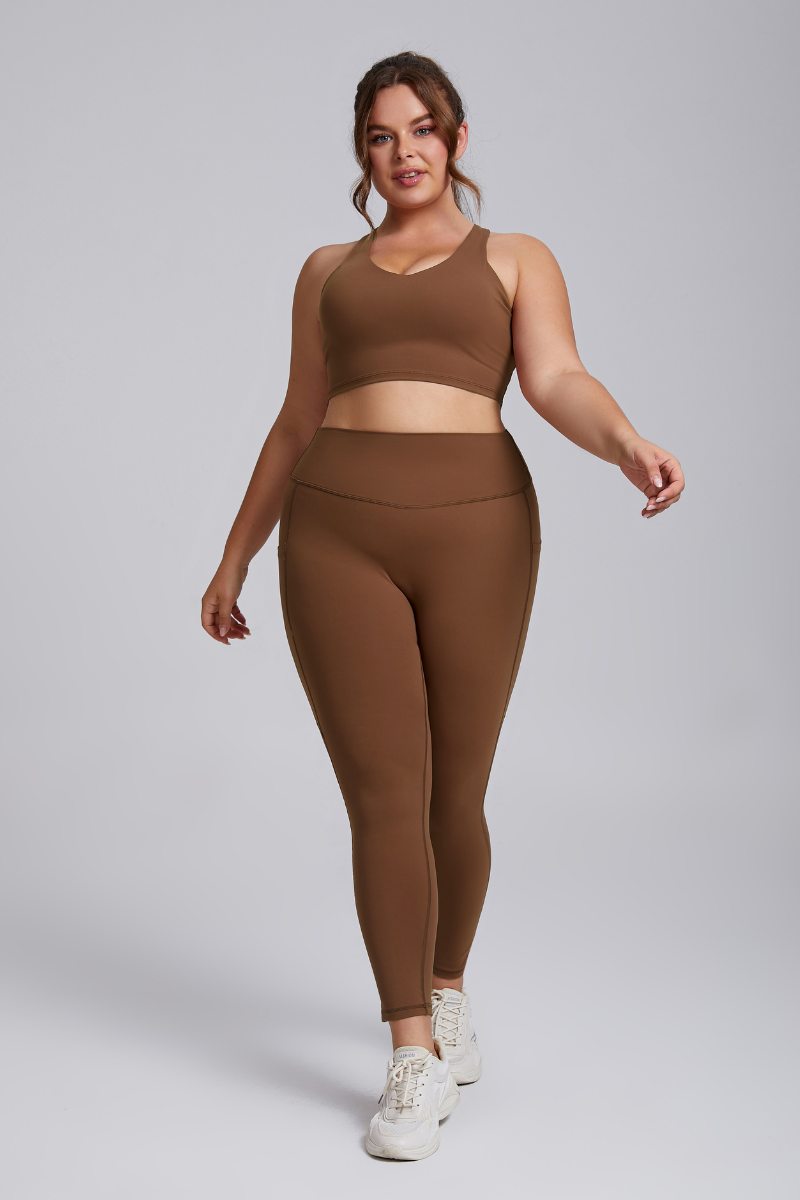 Plus Women's Butter-Soft Sports Bra & Pocket Yoga Leggings Two-Piece Set