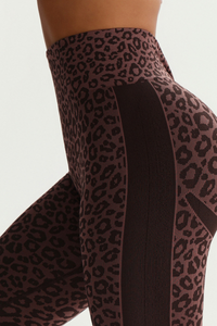 Women's Leopard Print Pleated Buttocks Lift Yoga Leggings