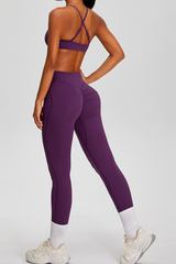 Women's Sport Set:Twist Front Triangle Cup Bra & Leggings