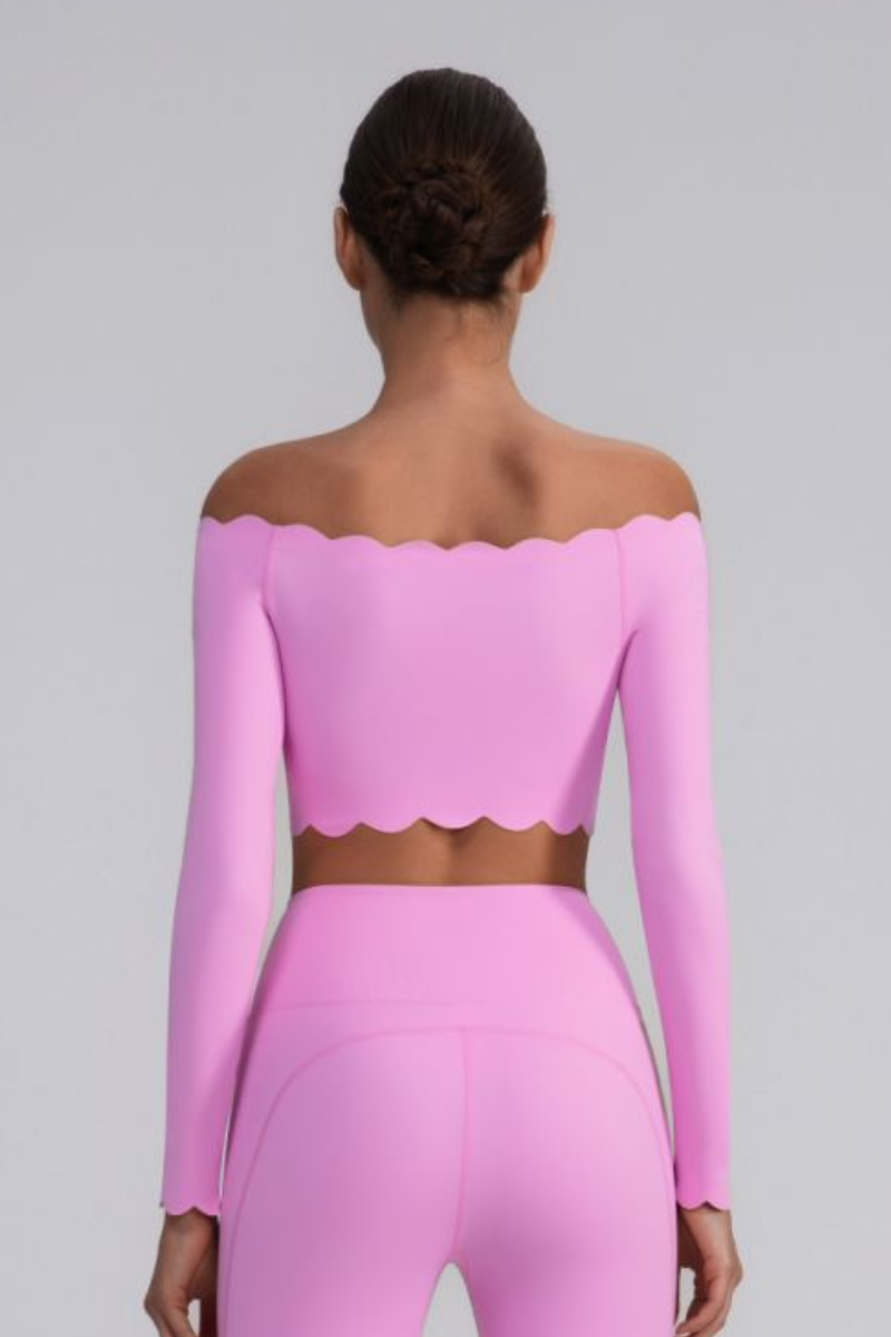 Women's Scalloped Off-Shoulder Cropped Long-Sleeve Sport Top