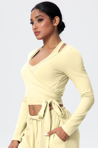 Women’s Criss-Cross Waist Straps Halterneck Long-Sleeve Top