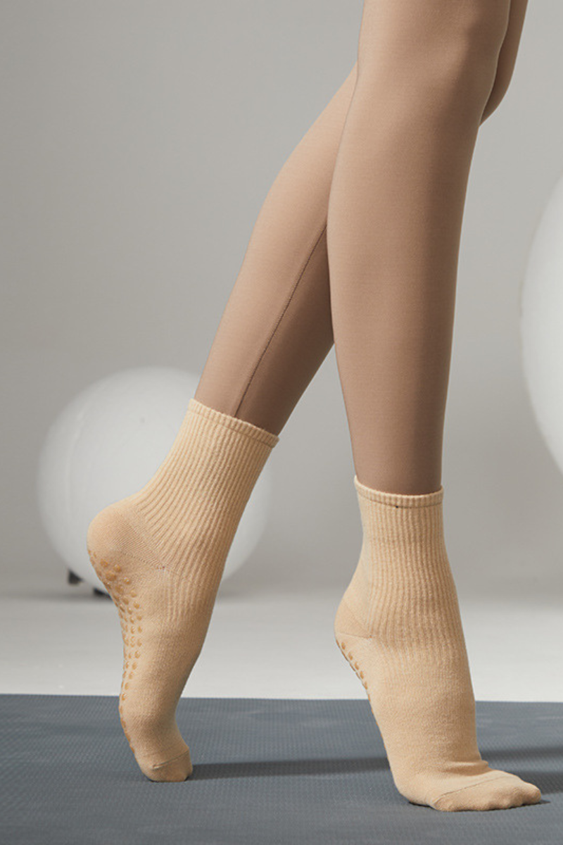 Women's Ribbed Crew Yoga Grip Five-Toe Socks