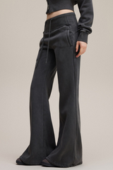 Women's vintage style  flarepants.