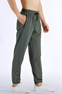 Men's Athletic Lightweight Quick Dry Zip Pockets Jogger