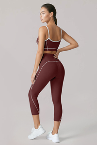 Women's Contrast-Line Bra And Capri Leggings Yoga Set