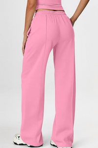 Women’s streetwear straight-leg casual pants.