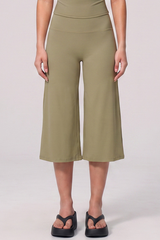 Women's Breathable Brushed Panel Seam Wide Capri Yoga Pants