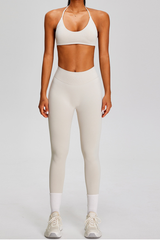Women's Seamless Yoga Sets:Halter Backless Bra And Leggings