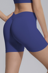 Women's Seamless V Back Lifting Hip No Front Seam Yoga Short