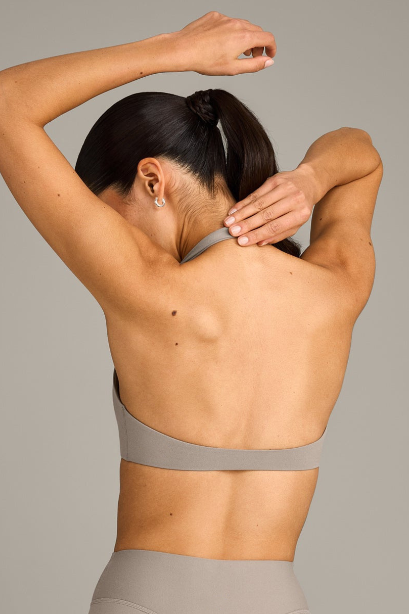 Women's Halter V‑Neck Backless Padded Sports Bra