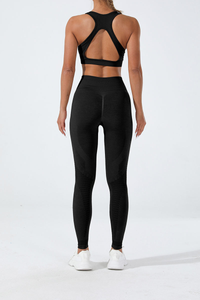 Women’s Athletic Seamless Set:U-neck Bra And Leggings