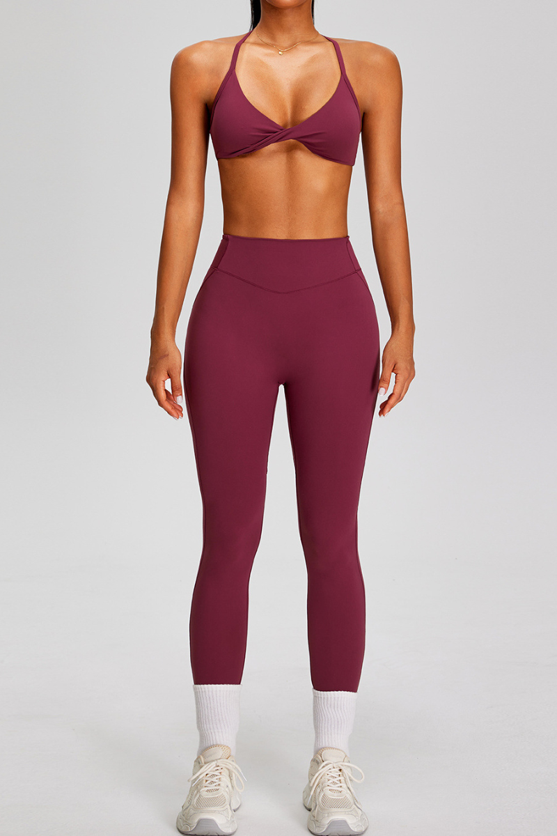 Women's Sets:Twist-Front Cross Back Bra And Pleated Leggings