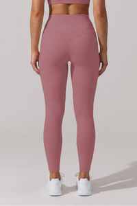 Women's Athletic High Rise Peach Butt 9/10 Yoga Leggings