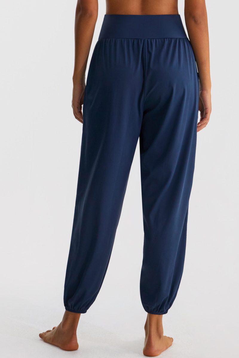 Women's Sports High Waist Lightweight Cuffed Sweatpants
