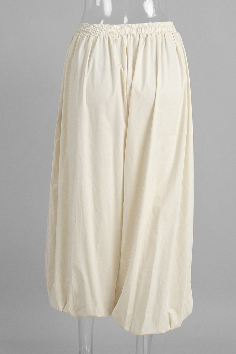Wide-leg, relaxed, lantern-style pants