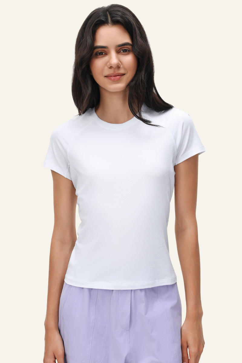 Women's Round-necked Slim Athletic T-Shirt.
