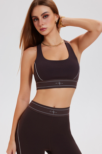 Beauty-enhancing back yoga bra