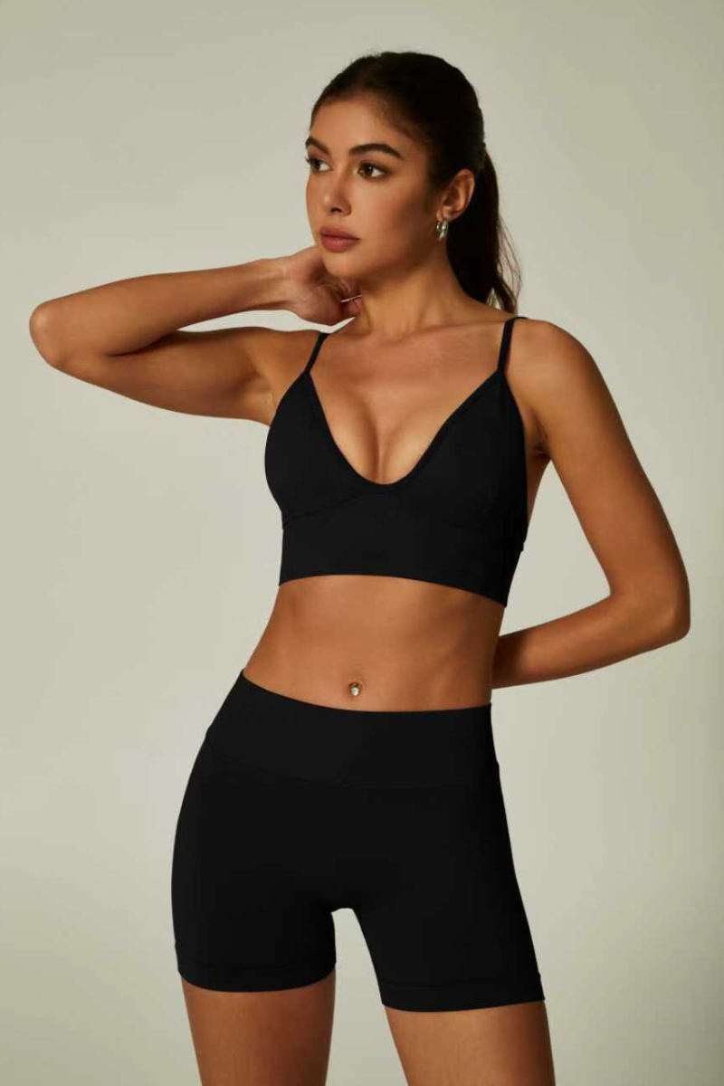 Women's Athletic Set:V-Neck Bra And Sculpting Shorts