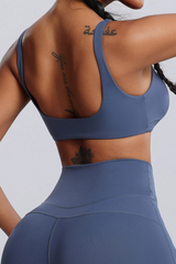 Women's Athletic Twist-Front V-neck Push-Up Bra