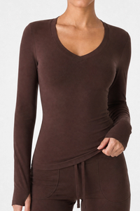 Women’s V-Neck Thumbhole Form-Fitting Long Sleeve Yoga Top