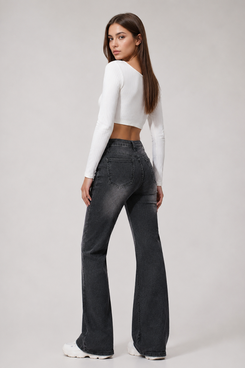 Women's Vintage Wash Stretch Straight Leg Jeans