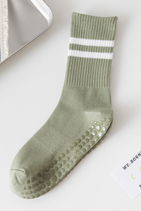 Women's Striped Non-Slip Dots Yoga Pilates Mid-Calf Socks