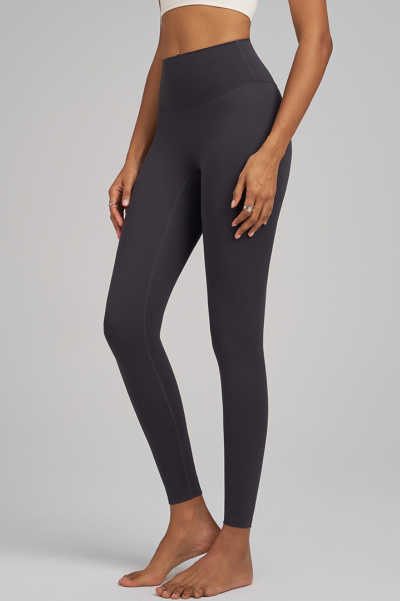 Women's body-hugging skirt pants