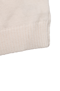 Heart-shaped pattern, semi-high collar, knitted sweater