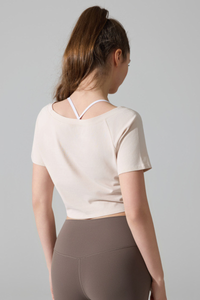 Women's Athletic Twist-knot Waist Cropped T-shirt