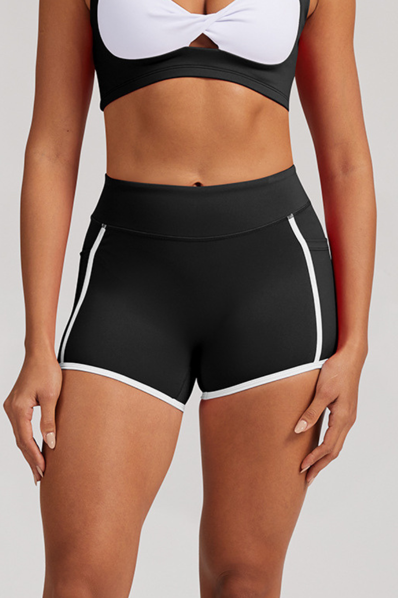 Color-contrast yoga shorts