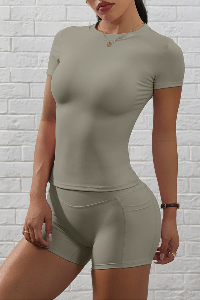 Women's Short Sleeve And Pocket Shorts Yoga Set