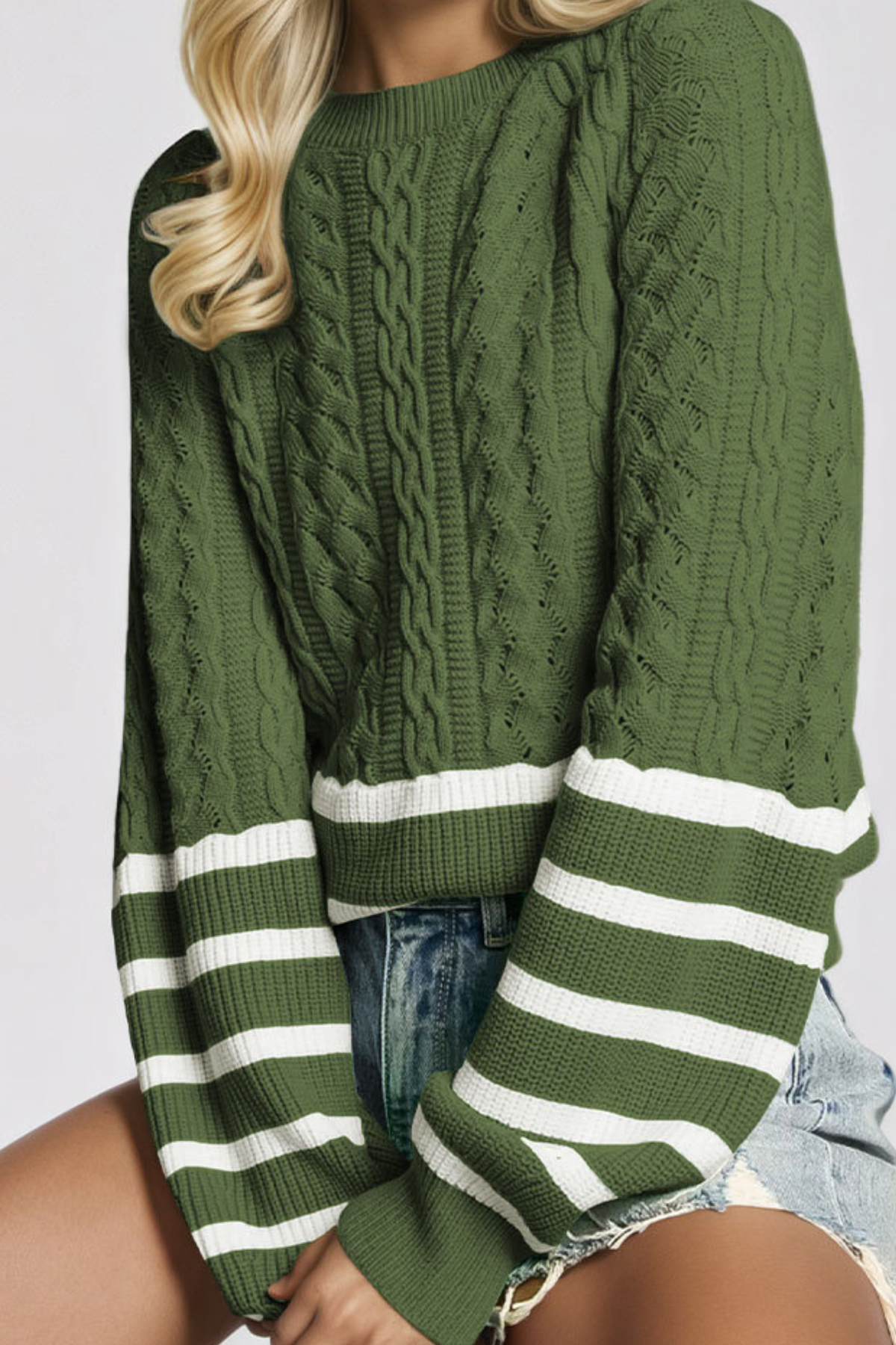 Women's Winter Crew Neck Cable Knit Contrast Stripe Sweater