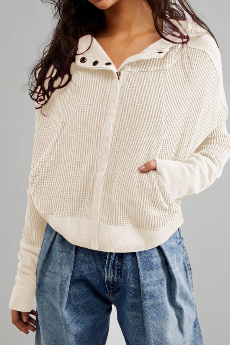 Zipper-fastened short-sleeved knitted sweater
