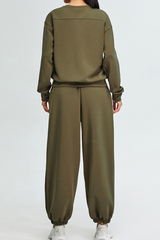 Women's Athletic Set:Pullover And Cuffed Sweatpants