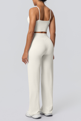 Women's solid color sportswear set.