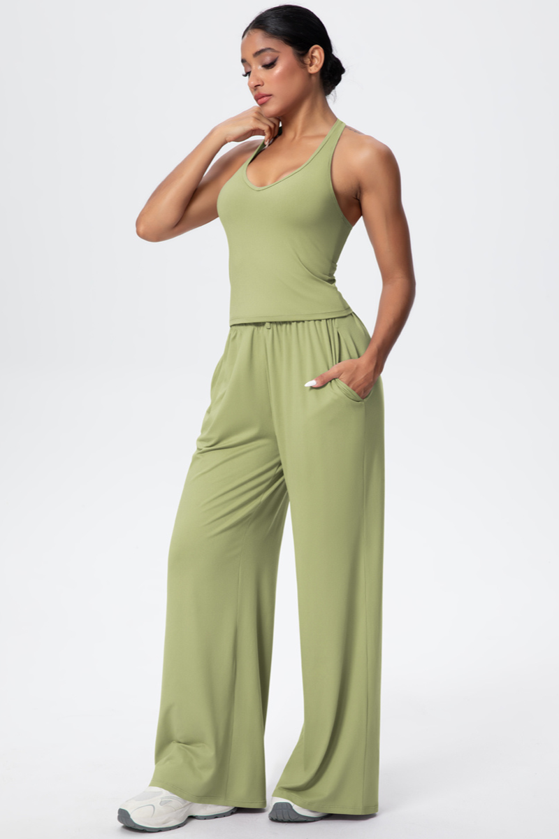 Women’s Set: Halterneck Tank Top & Wide-Leg Pants