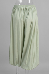 Wide-leg, relaxed, lantern-style pants