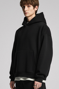 Insulated and thick-cuffed hoodie