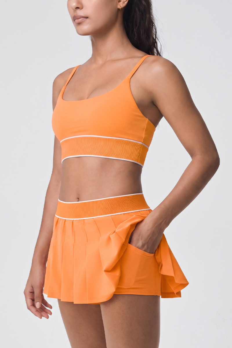 Women's Tennis Sets:Contrast Bra And Pleated Tennis Skirt